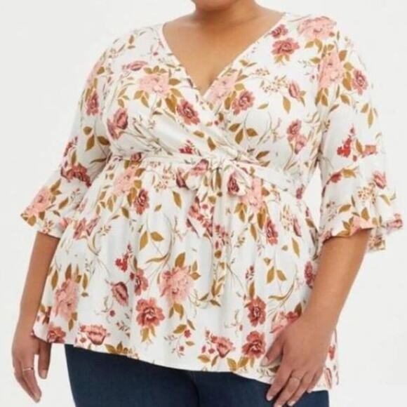 Torrid Brand Challis Babydoll Tie Front V Neck Floral Blouse Shirt Women's 2X - Picture 1 of 5